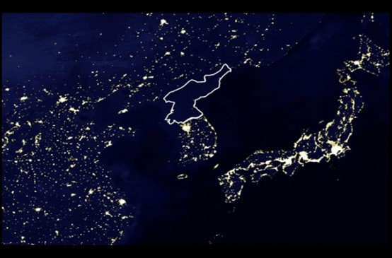 Google Maps ile dünyanın birçok bölgesini görebilmek mümkün, ama her yeri değil! Bazı alanlara yaklaşıldığında koca bir beyazlık ya da flulukla karşılaşılıyor. Örneğin Kuzey Kore'ye yakından bir bakış atmanız mümkün değil.   Bu kitlesel sansürlerin yanı sıra daha küçük çaplı görülemeyen alanlar da mevcut. İşte Google Maps'te asla göremeyeceğiniz 10 yer.