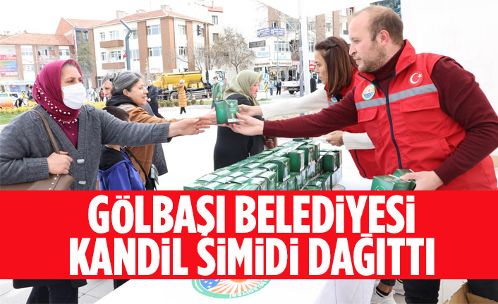 Gölbaşı Belediyesi kandil simidi dağıttı