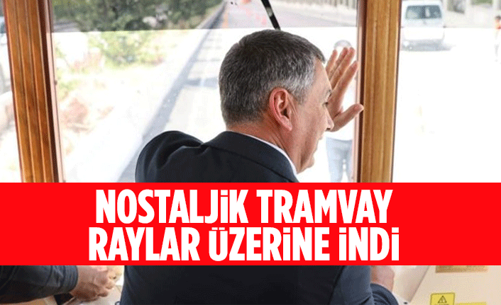 Nostaljik tramvay raylar üzerine indi