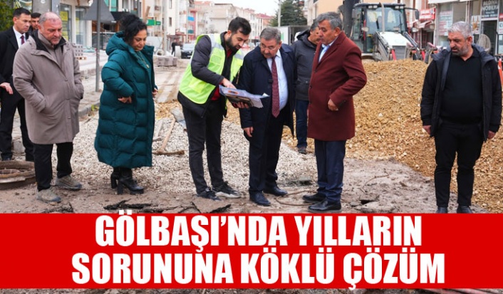 CEMAL GÜRSEL CADDESİ’NDE SU BASKINI VE KÖTÜ KOKUYA SON