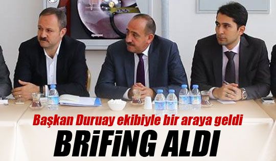 Başkan Duruay birim müdürlerinden brifing aldı