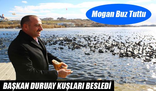 Başkan Duruay Kuşları Besledi