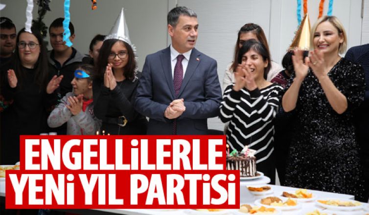 Başkan Şimşek'ten engellilerle yeni yıl partisi!