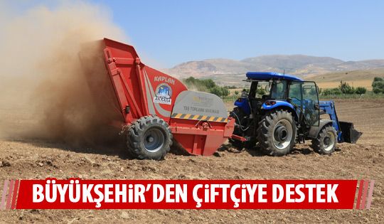 Büyükşehir'den taş toplama makinası