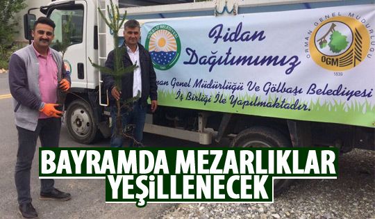 Gölbaşı Belediyesi mezarlıkları bayrama hazırlıyor