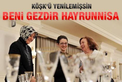 Hayrünnisa Gül'ün konuğu Köşk'te mutfağa girdi