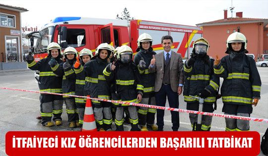 İtfaiyeci Kız Öğrencilerden Başarılı Tatbikat