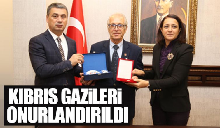 Kıbrıs gazilerine berat ve madalya takdim edildi!