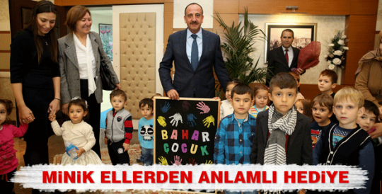 Minik ellerden anlamlı hediye