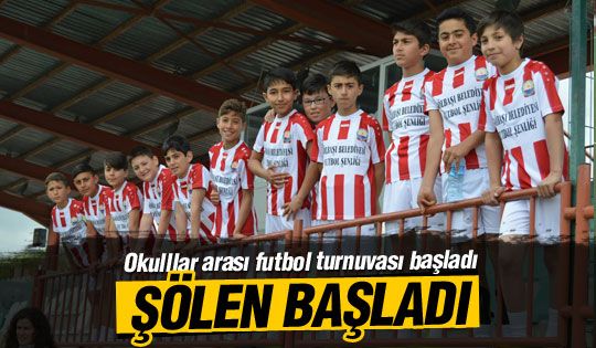 Okullar arası futbol turnuvası başladı