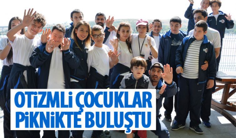 Otizmli çocuklar Mavi Göl'de piknik yaptı