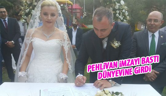 Pehlivan Dünya Evine Girdi