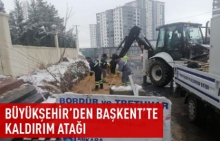 Büyükşehir'den Başkent'te kaldırım...