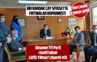 Akşener İYİ Parti rozeti takan Lütfü Yılmaz'ı...