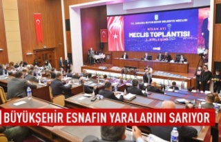 Büyükşehir esnafın yaralarını sarıyor