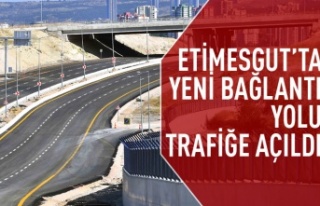 Etimesgut'ta yeni bağlantı yolu trafiğe açıldı