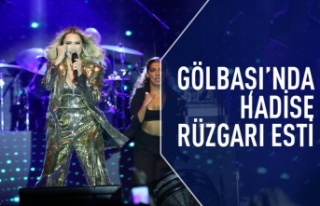 Gölbaşı 30 Ağustos zaferini Hadise ile kutladı