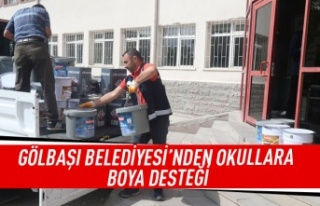 Gölbaşı Belediyesi'nden okullara boya desteği