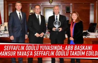 Şeffaflık ödülü yuvasında: ABB başkanı Mansur...