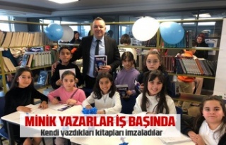 Minik yazarlar iş başında