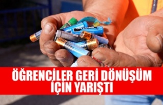 ÖĞRENCİLER GERİ DÖNÜŞÜM İÇİN YARIŞTI