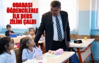 GÖLBAŞI BELEDİYE BAŞKANI YAKUP ODABAŞI ÖĞRENCİLERLE...