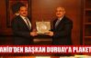 AHİD’den Başkan Duruay’a Plaket