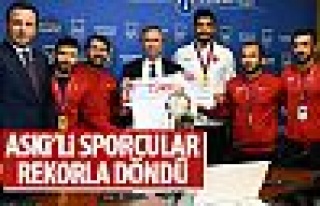 ASKİ Spor Kulübü Güreşçileri madalyalarla döndü