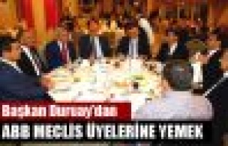 Başkan Duruay'dan ABB Meclis Üyelerine Yemek