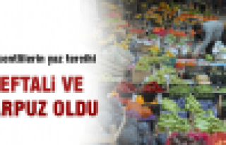 BAŞKENTLİLERİN YAZ TERCİHİ ŞEFTALİ VE KARPUZ...