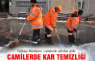 Camilerde kar temizliği