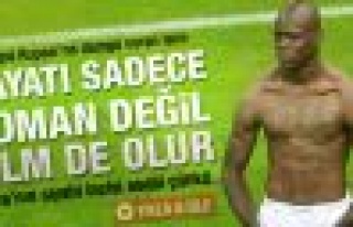 Evlatlık Balotelli dünyanın dilinde