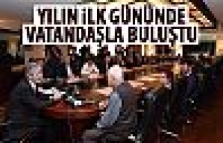 Mustafa Tuna yılın ilk gününde vatandaşlarla...