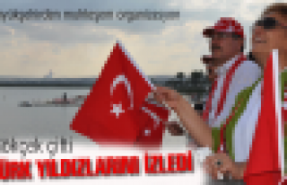 Türk yıldızları büyüledi