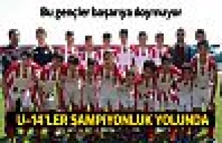 U-14'LER şampiyonluk yolunda