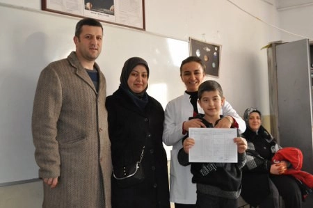 Öğrencilerin karne sevinci