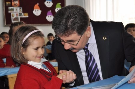 Öğrencilerin karne sevinci