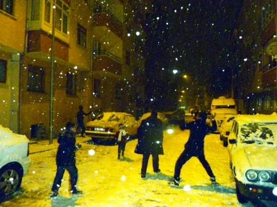 Başkent'te kar