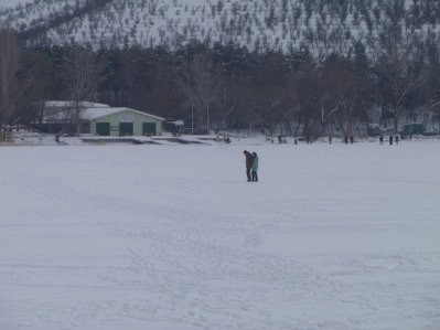 Bir tarafta eğlence, bir tarafta mücadale