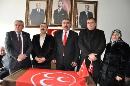 Aksoy adaylığını açıkladı