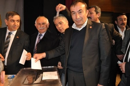 Tek aday, tek isim Mahmut aksoy