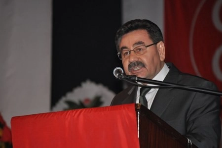 Tek aday, tek isim Mahmut aksoy