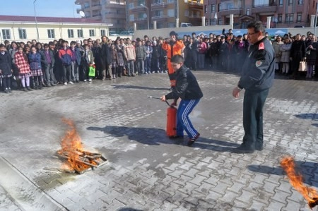 Deprem ve yangın tatbikatı