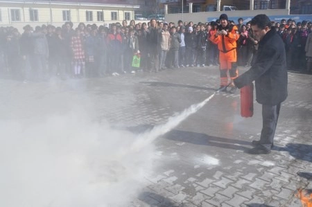 Deprem ve yangın tatbikatı