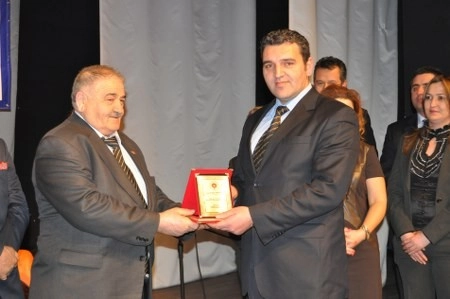 Gölbaşı'nda aşıklar atıştı