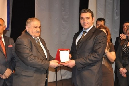 Gölbaşı'nda aşıklar atıştı