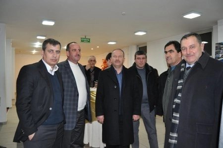 Gölbaşı'nda aşıklar atıştı