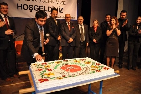 Gölbaşı'nda aşıklar atıştı