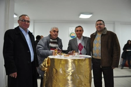 Gölbaşı'nda aşıklar atıştı