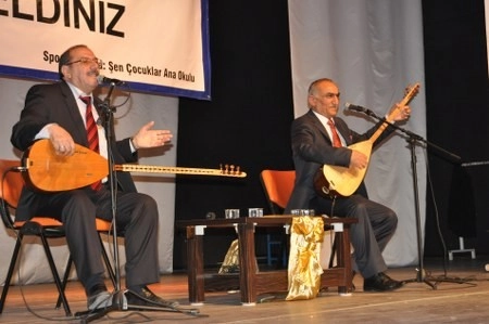 Gölbaşı'nda aşıklar atıştı